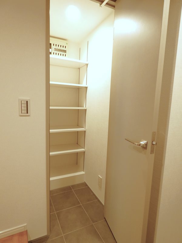 ジェイパーク小石川 内観写真（収納）
