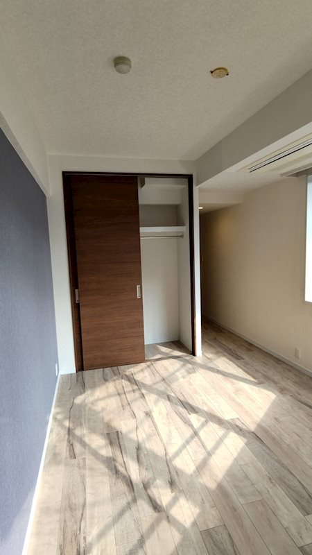 ハウス三軒茶屋 内観写真（リビング以外の居室）